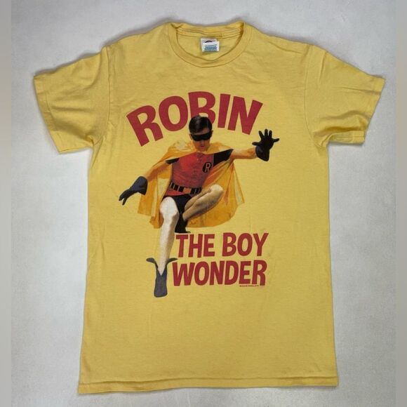 Robin The Boy Wander Graphic T-shirt Women Small Yellow Short Sleeve - Picture 1 of 5